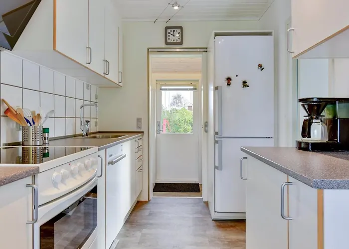 Cenia - 450m From The Sea By Interhome *